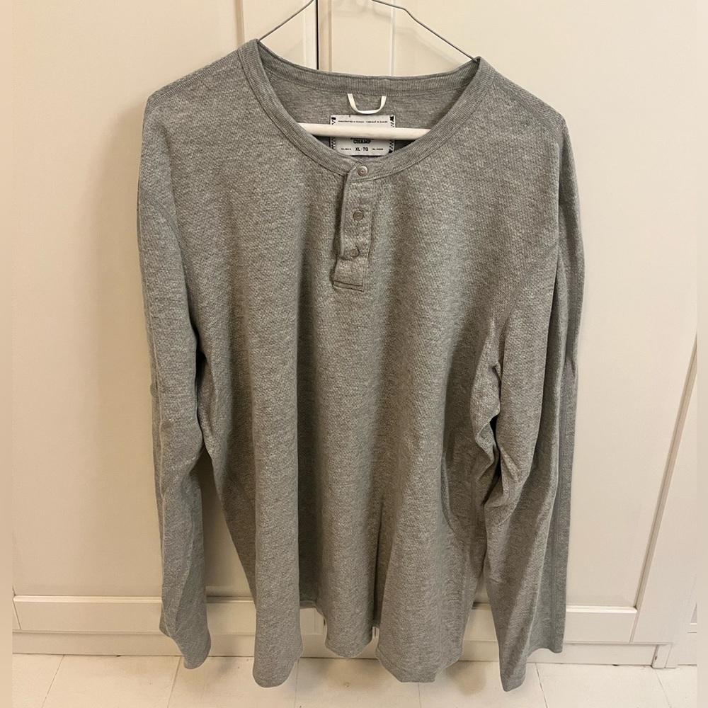 REIGNING CHAMP XL Long sleeve HENLEY